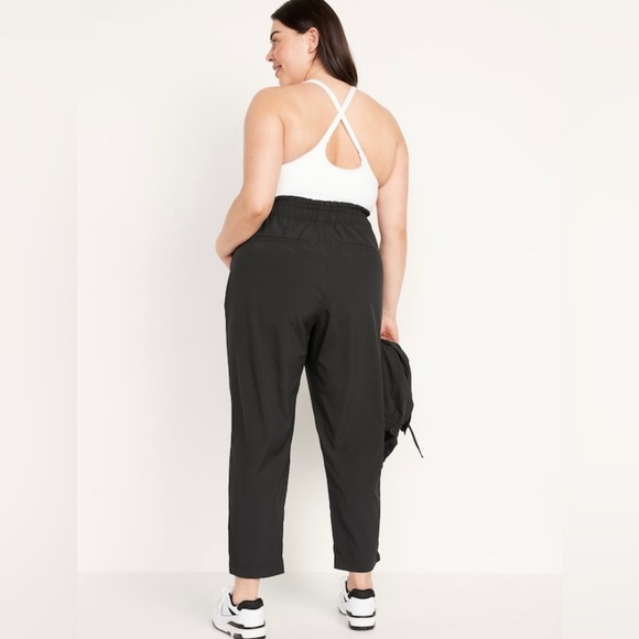 NWT! Black High-Waisted StretchTech Cropped Tapered Pants 💎🏋️ - Picture 5 of 10